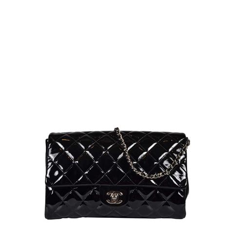 pochette mit kette chanel|Chanel clutch heels.